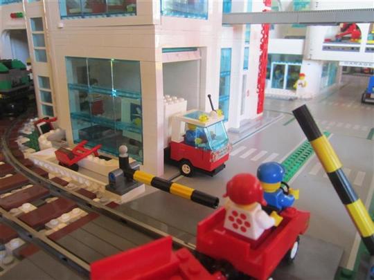 Ground crew cart ride